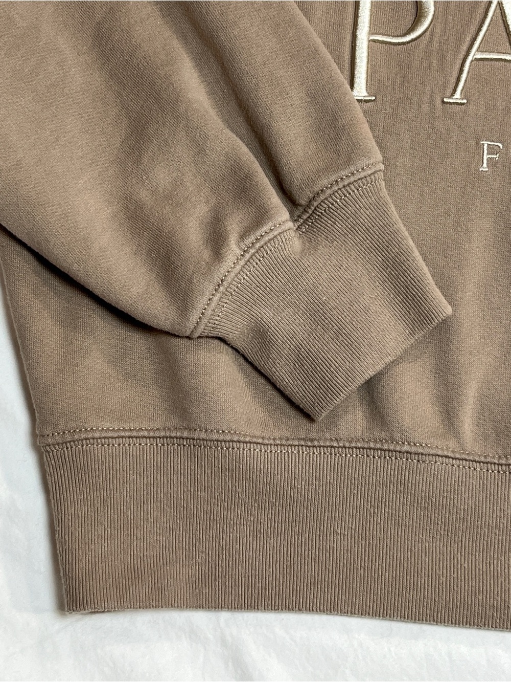 Abercrombie & Fitch Paris France Embroidered Cropped Crewneck Sweatshirt Small - Picture 6 of 10